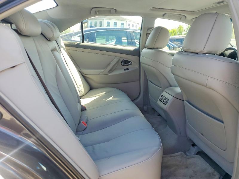 58004156 :رقم المزاد ، 4T1BB46K49U109310 vin ، 2009 Toyota Camry مزاد بيع