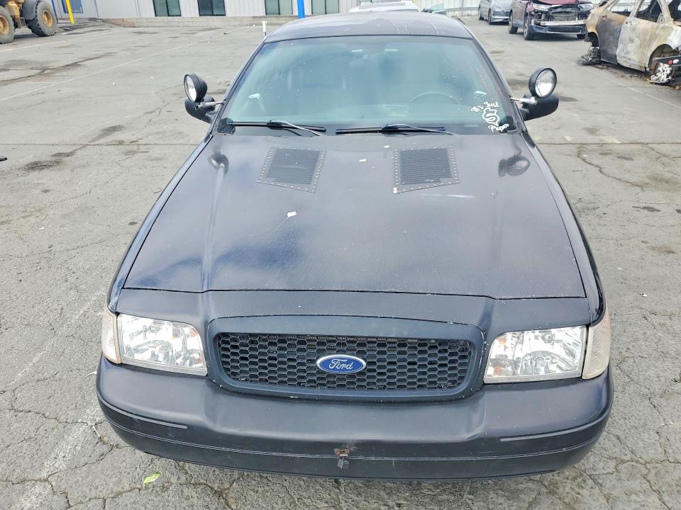 57649086 :رقم المزاد ، 2FAHP71W07X125253 vin ، 2007 Ford Crown Victoria مزاد بيع