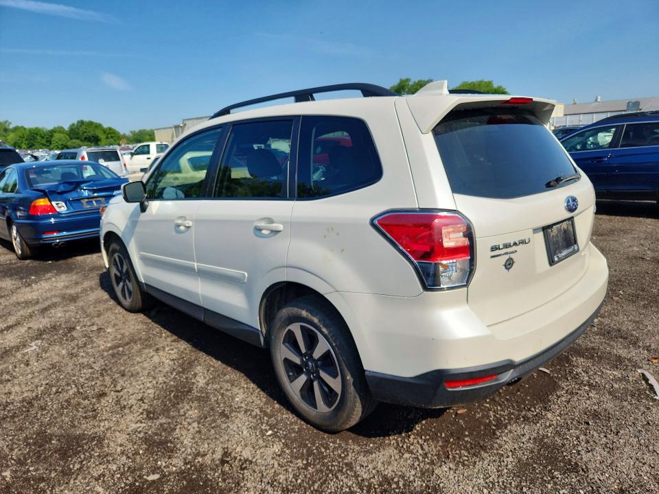 58734496 :رقم المزاد ، JF2SJAGC5JH507850 vin ، 2018 Subaru Forester مزاد بيع