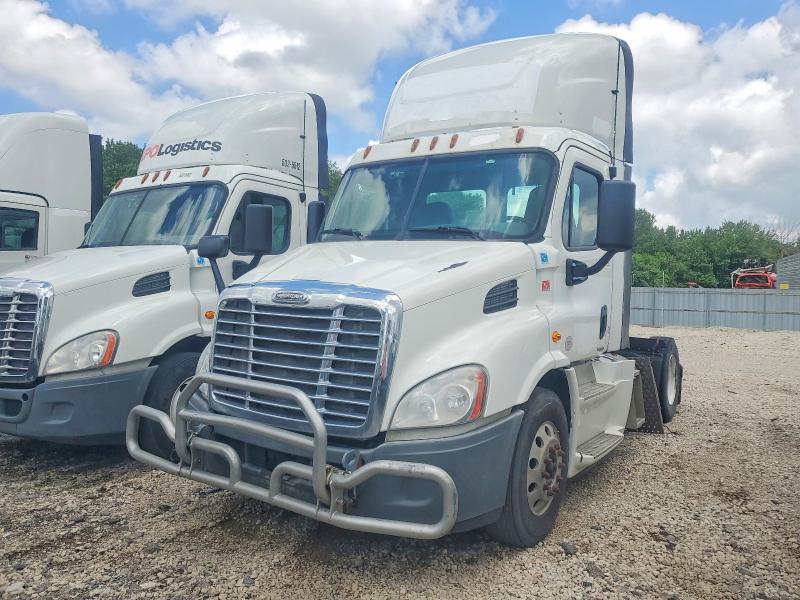 Aukcja sprzedaży 2015 Freightliner Cascadia, vin: 3AKBGADV3FSGU9427, numer aukcji: 54531906