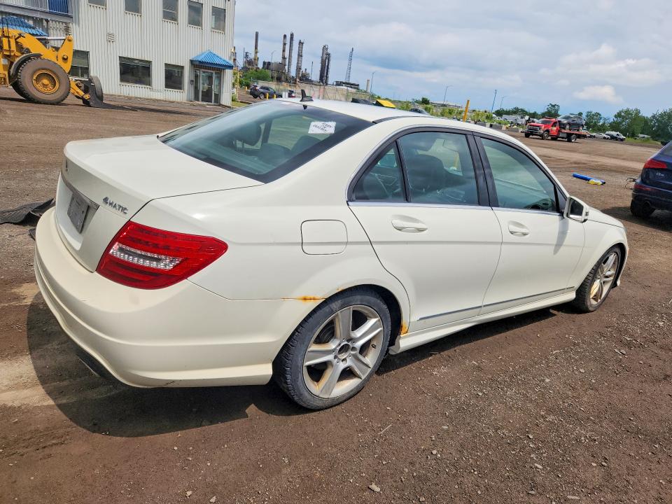 Продажа на аукционе авто 2012 Mercedes-benz C, vin: WDDGF8FB1CA633826, номер лота: 58731166