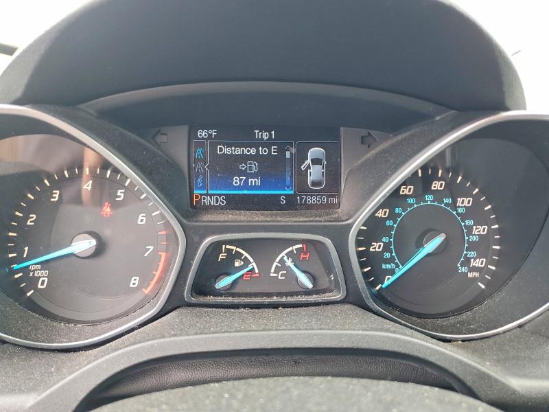 2014 Ford Escape მანქანა იყიდება აუქციონზე, vin: 1FMCU0G93EUB25673, აუქციონის ნომერი: 58468386