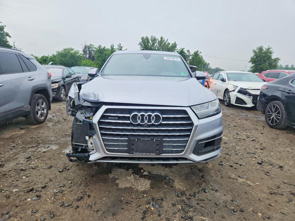 Продажа на аукционе авто 2019 Audi Q7, vin: WA1LAAF77KD035046, номер лота: 55819916
