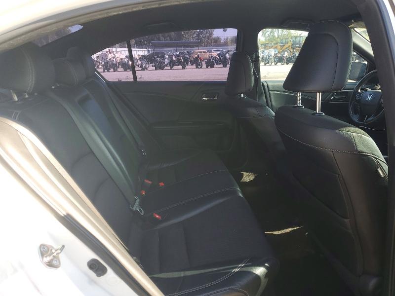 Продажа на аукционе авто 2017 Honda Accord, vin: 1HGCR2F54HA161315, номер лота: 55469496