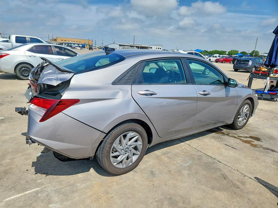 Продажа на аукционе авто 2024 Hyundai Elantra, vin: KMHLM4DG8RU657467, номер лота: 55686246