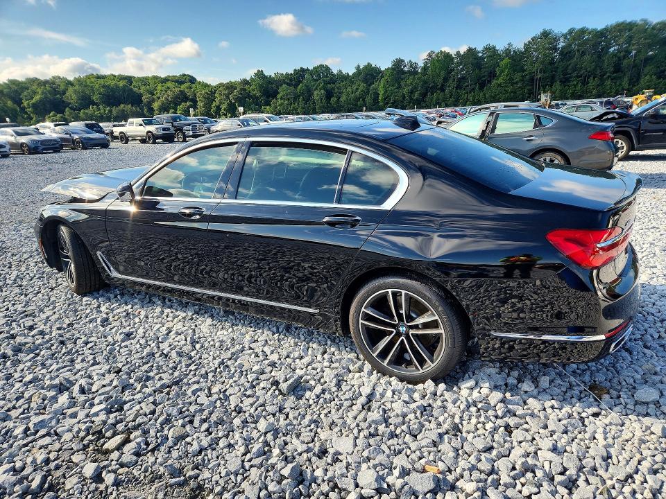 2016 Bmw 750 მანქანა იყიდება აუქციონზე, vin: WBA7F2C50GG418489, აუქციონის ნომერი: 57658936