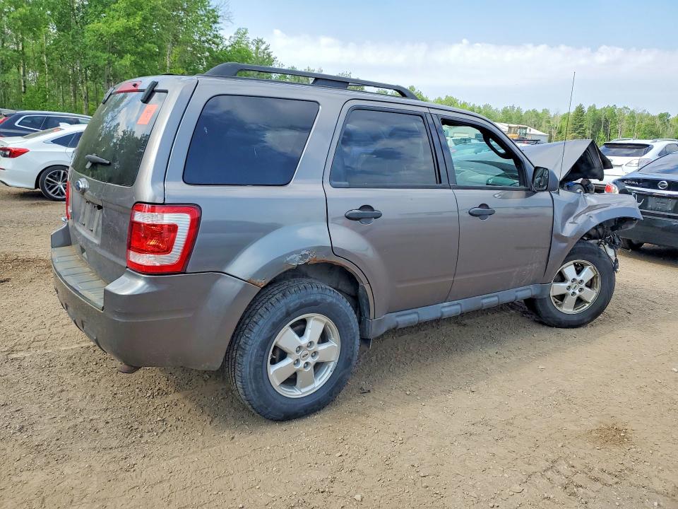 56612216 :رقم المزاد ، 1FMCU0D72AKB24538 vin ، 2010 Ford Escape مزاد بيع