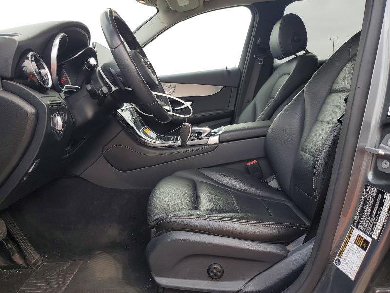 59152056 :رقم المزاد ، WDC0G4JB9HF172775 vin ، 2017 Mercedes-benz Glc مزاد بيع