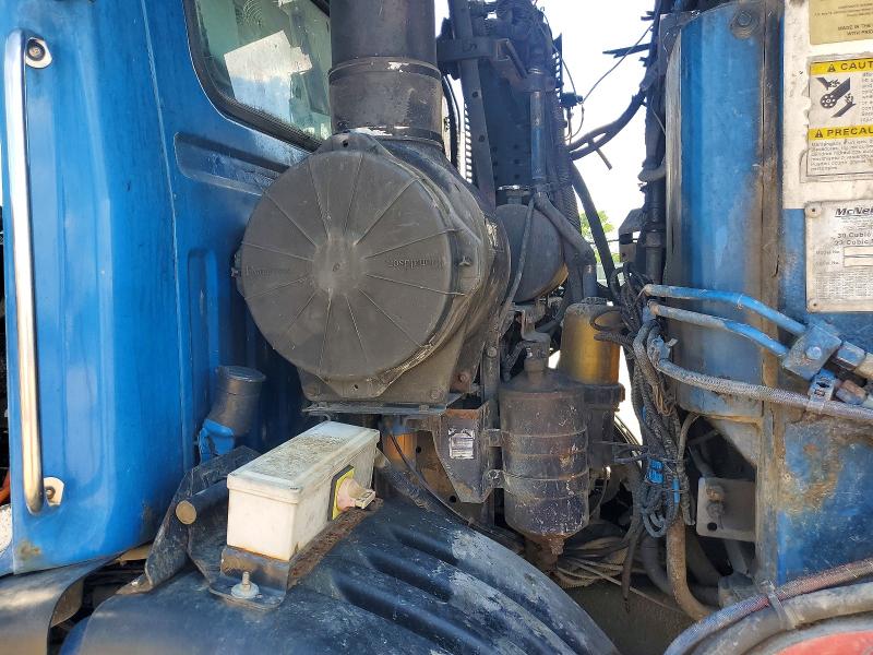 58812936 :رقم المزاد ، 5VCDC6JF68H205997 vin ، 2008 Autocar Llc Trashtruck مزاد بيع
