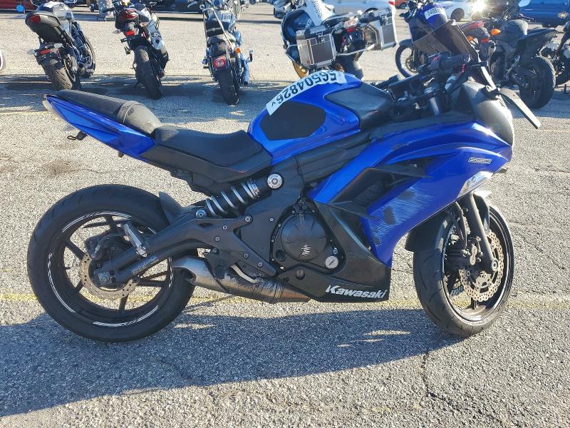 56504826 :رقم المزاد ، JKAEXEE17DDA14067 vin ، 2013 Kawasaki Ex650 مزاد بيع