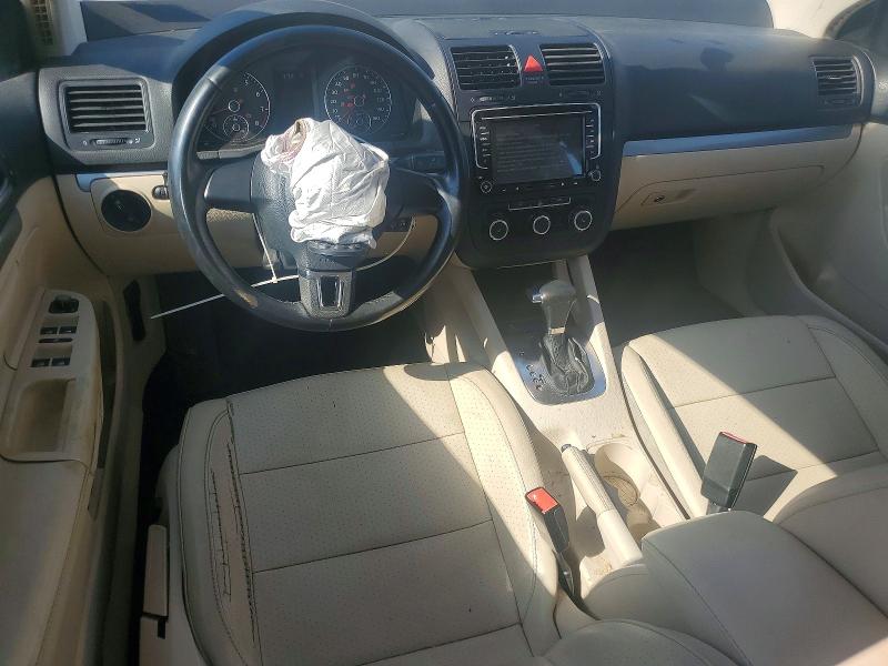 Продажа на аукционе авто 2010 Volkswagen Jetta, vin: 3VWRX7AJXAM136201, номер лота: 57028986