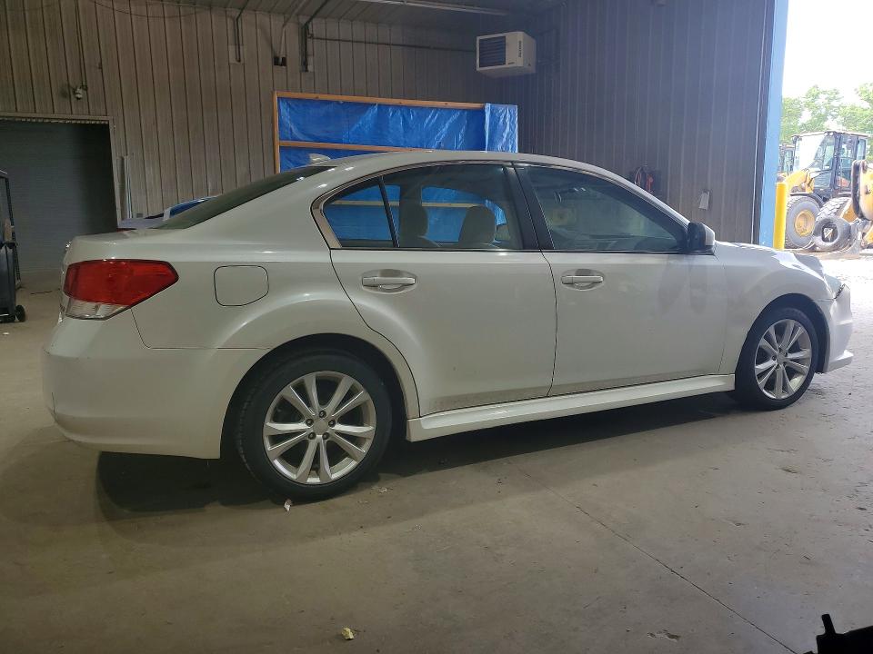 2014 Subaru Legacy მანქანა იყიდება აუქციონზე, vin: 4S3BMBC67E3037061, აუქციონის ნომერი: 54581936