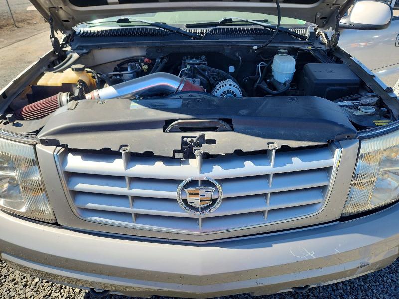 2004 Cadillac Escalade მანქანა იყიდება აუქციონზე, vin: 1GYEK63N64R228347, აუქციონის ნომერი: 57839846