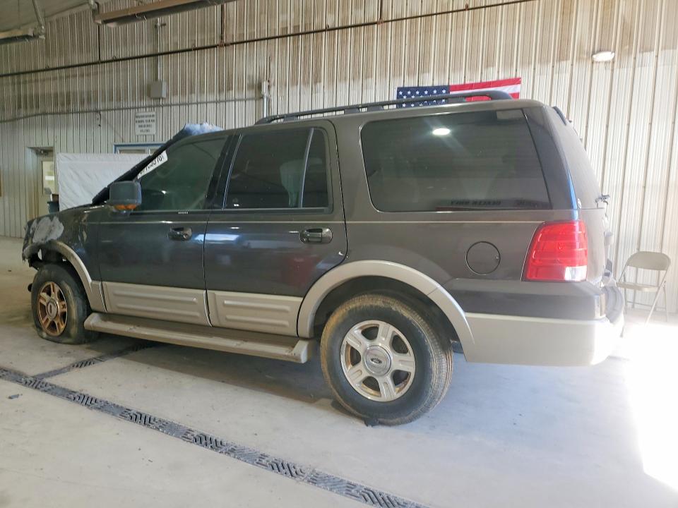 Продажа на аукционе авто 2005 Ford Expedition, vin: 1FMPU185X5LB00083, номер лота: 57780316