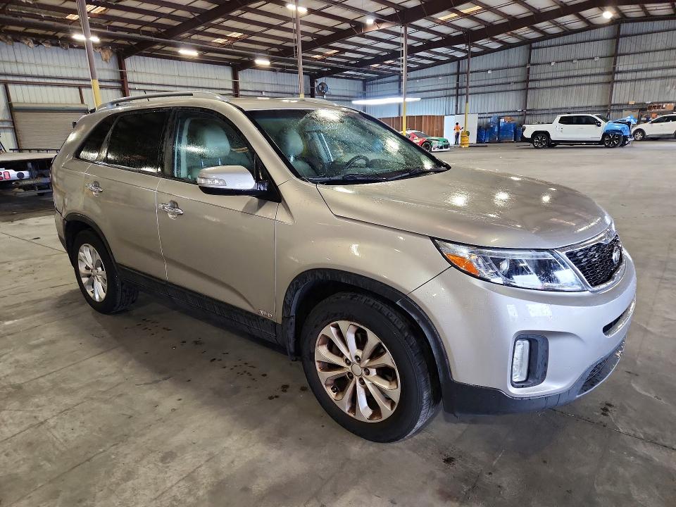 2015 Kia Sorento მანქანა იყიდება აუქციონზე, vin: 5XYKUDA78FG624129, აუქციონის ნომერი: 56328516