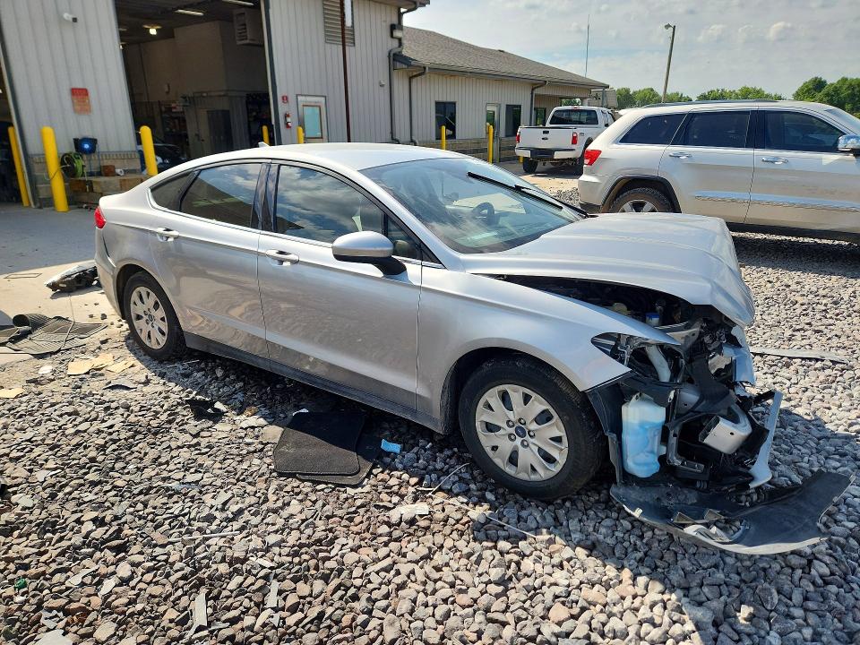 2020 Ford Fusion მანქანა იყიდება აუქციონზე, vin: 3FA6P0G75LR199081, აუქციონის ნომერი: 56108216
