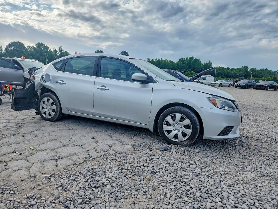Продажа на аукционе авто 2017 Nissan Sentra, vin: 3N1AB7AP3HY305502, номер лота: 58755736