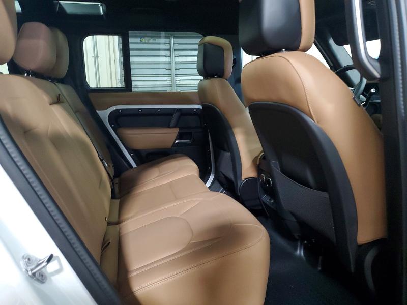57874916 :رقم المزاد ، SALE27EU9S2411448 vin ، 2025 Land Rover Defender مزاد بيع