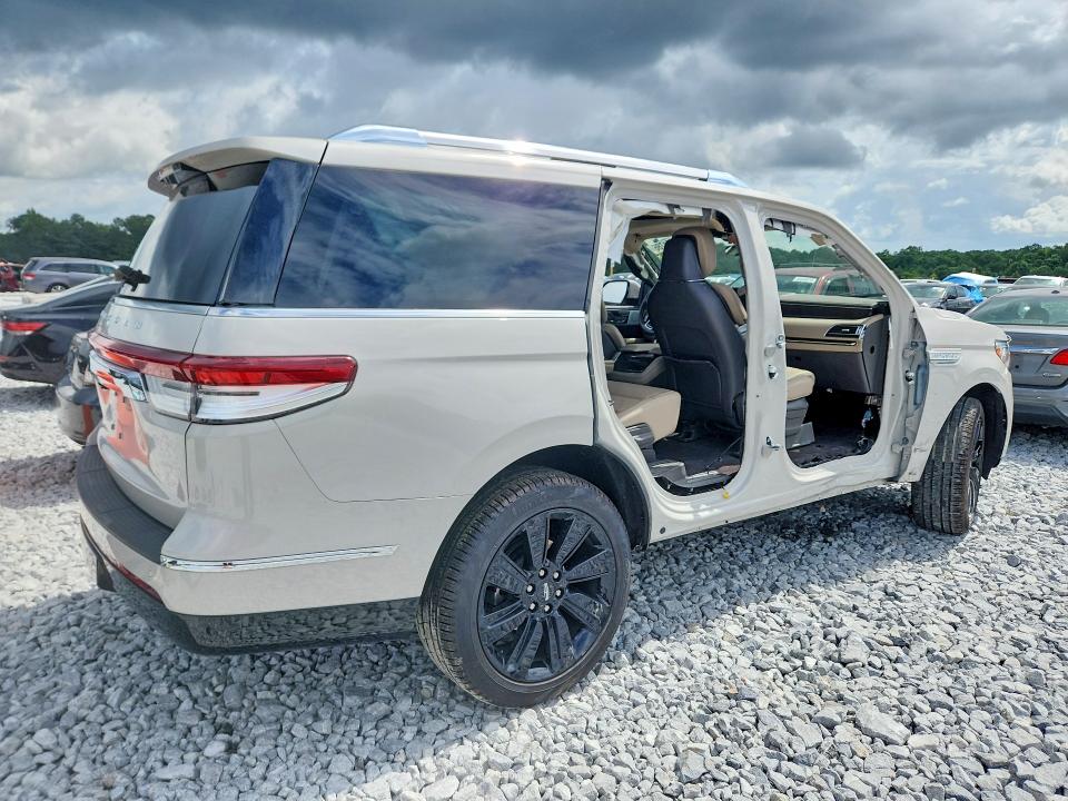 57331786 :رقم المزاد ، 5LMJJ2LT9NEL17331 vin ، 2022 Lincoln Navigator مزاد بيع