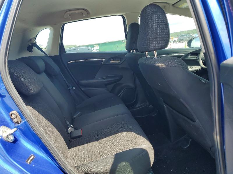 58105036 :رقم المزاد ، 3HGGK5G5XFM762007 vin ، 2015 Honda Fit مزاد بيع