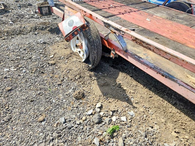 58271356 :رقم المزاد ، 2SWUW11A62G049175 vin ، 2002 Urwi Trailer مزاد بيع