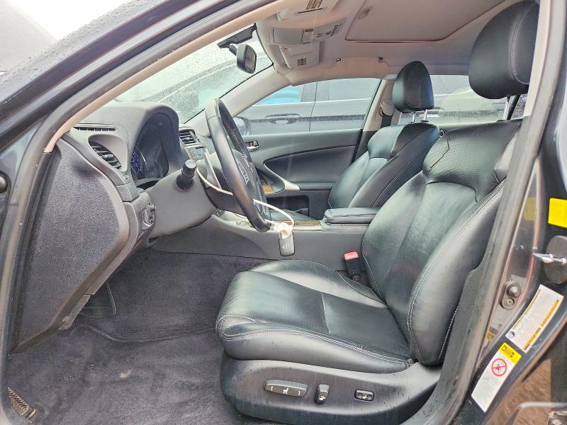 55095606 :رقم المزاد ، JTHBF5C29B5141073 vin ، 2011 Lexus Is مزاد بيع
