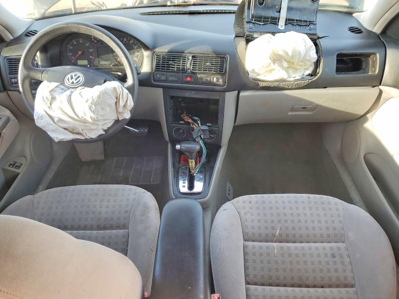 55648726 :رقم المزاد ، 9BWGK61J934035562 vin ، 2003 Volkswagen Golf مزاد بيع