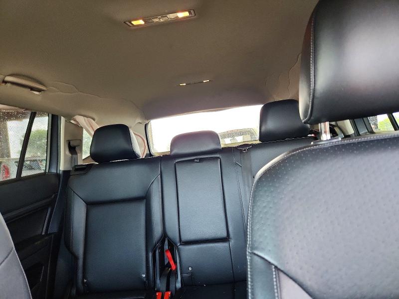59314806 :رقم المزاد ، 1V2CR2CA8JC571849 vin ، 2018 Volkswagen Atlas مزاد بيع