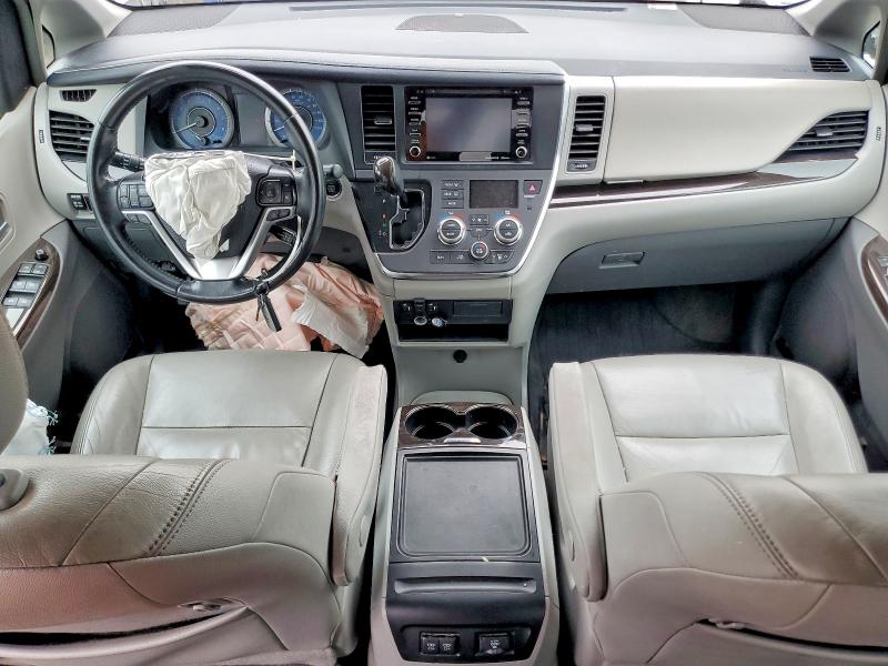 58772036 :رقم المزاد ، 5TDYZ3DC2KS966431 vin ، 2019 Toyota Sienna مزاد بيع
