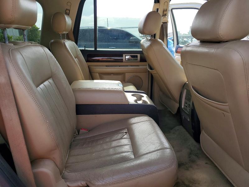 55433366 :رقم المزاد ، 5LMFU27506LJ15693 vin ، 2006 Linc Navigator Ultimate مزاد بيع
