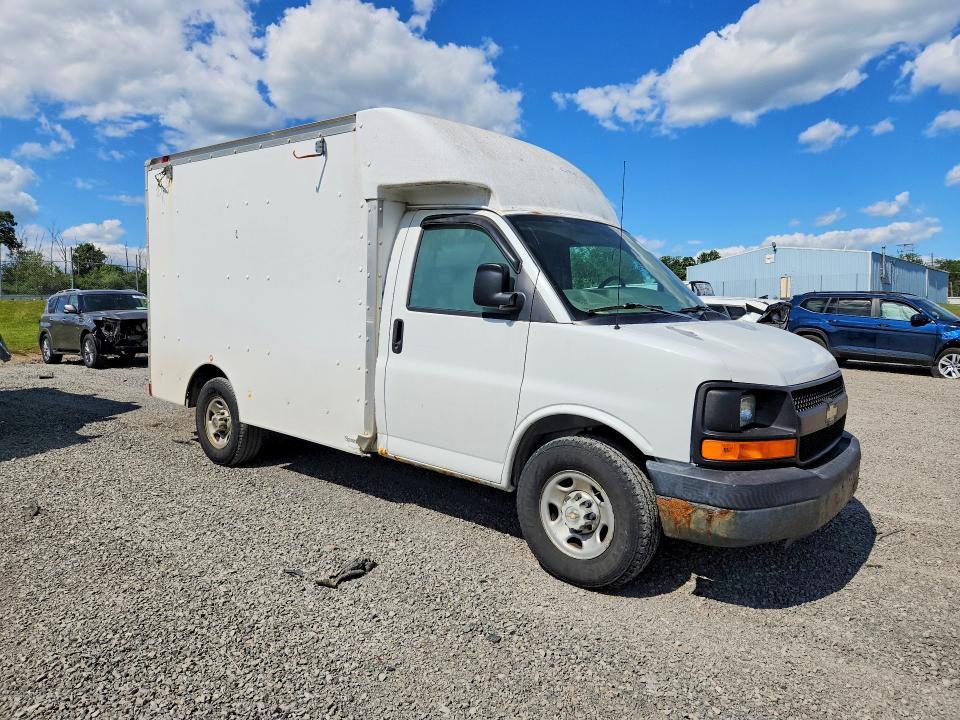 55069136 :رقم المزاد ، 1GBHG31U541208459 vin ، 2004 Chevrolet Express G3500 مزاد بيع