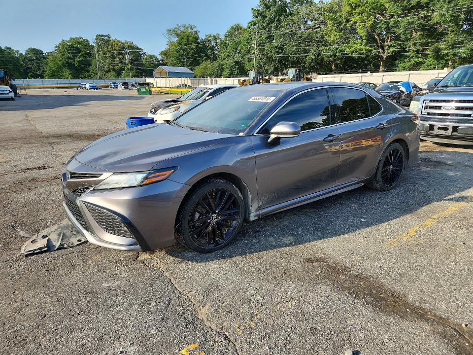 58364016 :رقم المزاد ، 4T1K61AK6NU706124 vin ، 2022 Toyota Camry مزاد بيع