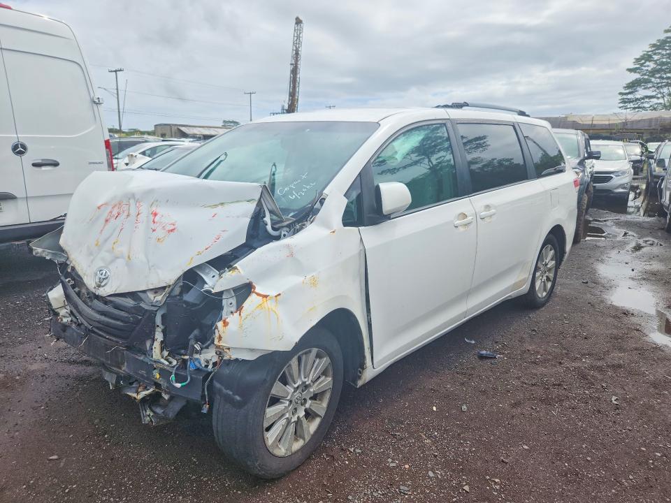 Продажа на аукционе авто 2013 Toyota Sienna, vin: 5TDJK3DC1DS056729, номер лота: 58474876