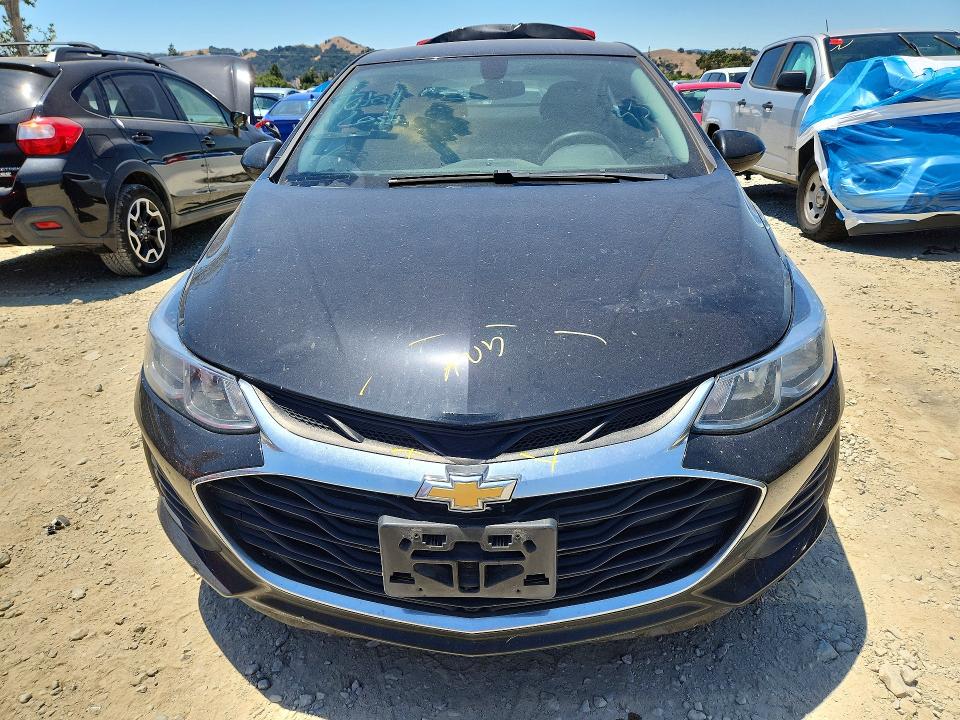 Продажа на аукционе авто 2019 Chevrolet Cruze, vin: 1G1BC5SMXK7147118, номер лота: 57377016