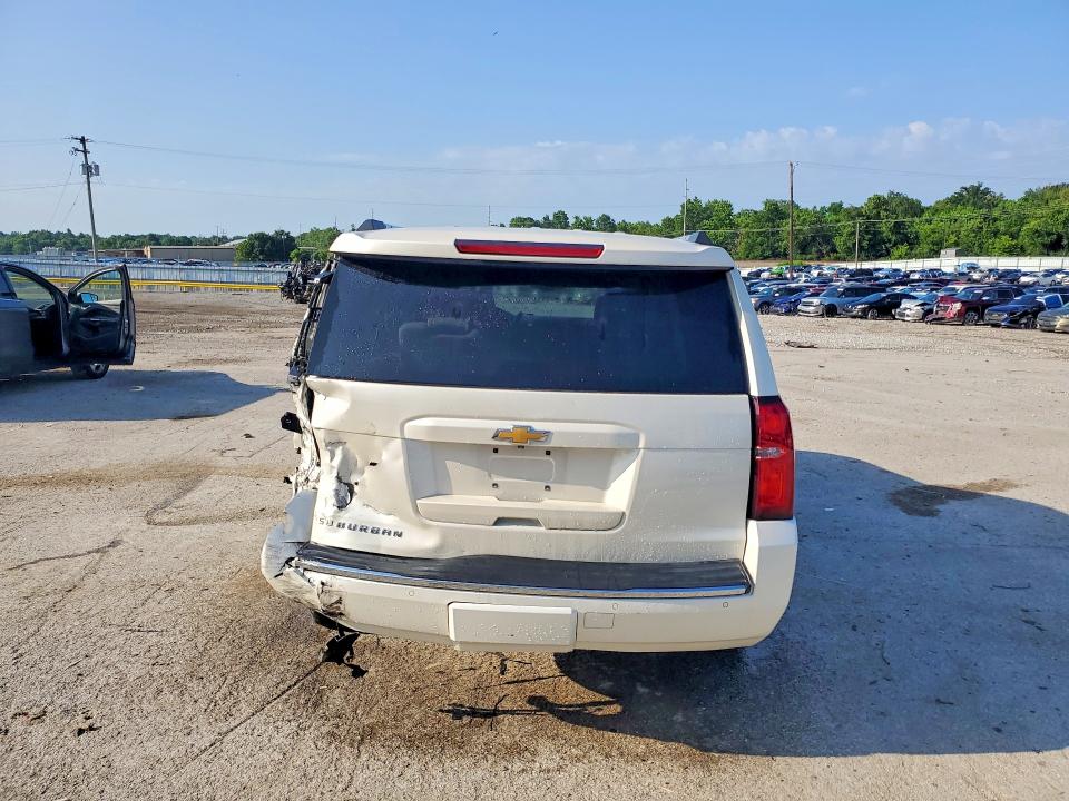 53302526 :رقم المزاد ، 1GNSKKKC0FR271562 vin ، 2015 Chevrolet Suburban مزاد بيع