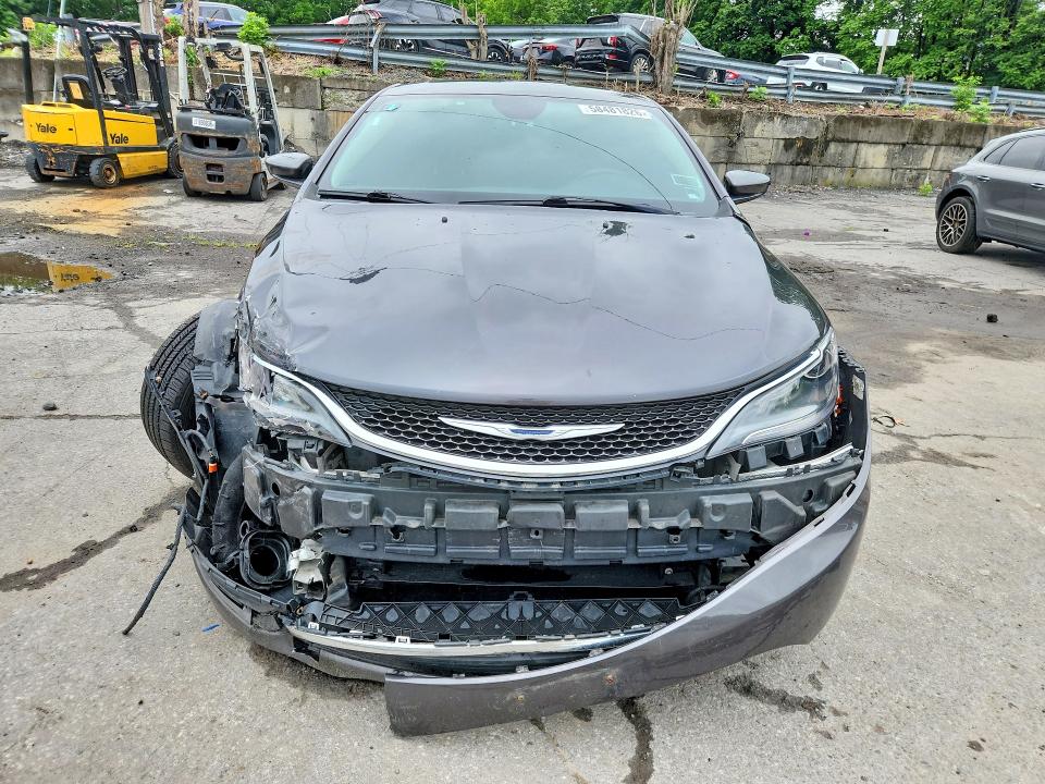 58481826 :رقم المزاد ، 1C3CCCAB4FN536021 vin ، 2015 Chrysler 200 مزاد بيع