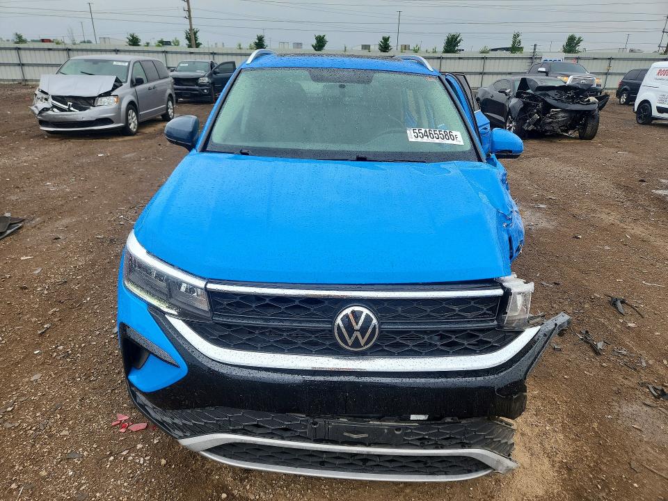 55465586 :رقم المزاد ، 3VVLX7B27NM059620 vin ، 2022 Volkswagen Taos مزاد بيع