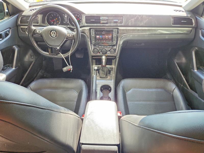 Продаж на аукціоні авто 2018 Volkswagen Passat, vin: 1VWBA7A38JC050777, номер лоту: 54897086