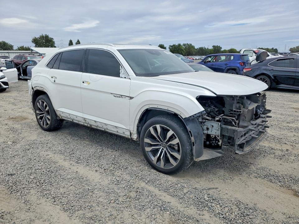 56643636 :رقم المزاد ، 1V2FE2CA3PC208506 vin ، 2023 Volkswagen Atlas Cross Sport مزاد بيع