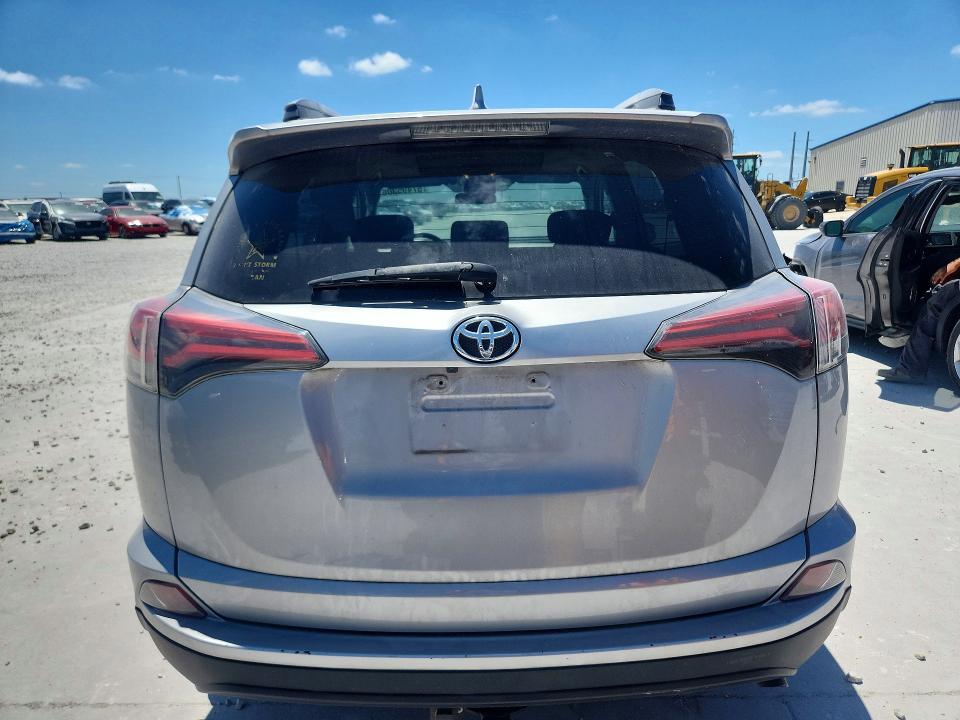 Продажа на аукционе авто 2018 Toyota Rav4, vin: 2T3BFREV8JW729005, номер лота: 57495306