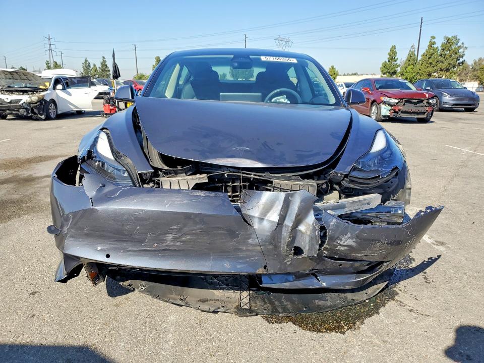 57166356 :رقم المزاد ، 5YJ3E1EA4NF336359 vin ، 2022 Tesla Model 3 مزاد بيع