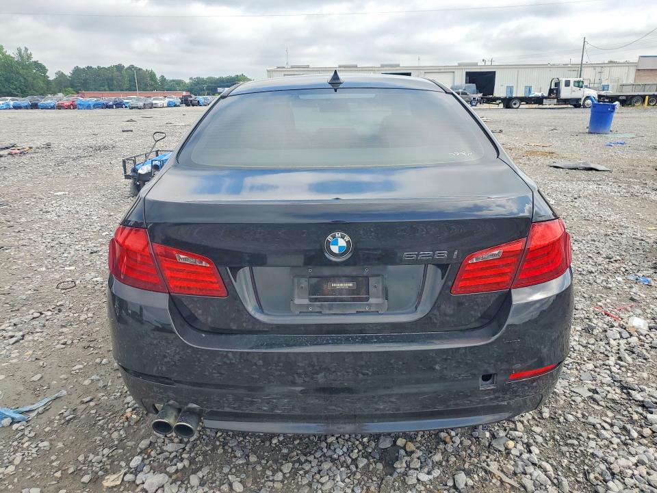 55590446 :رقم المزاد ، WBAFR1C59BC750380 vin ، 2011 Bmw 528 مزاد بيع