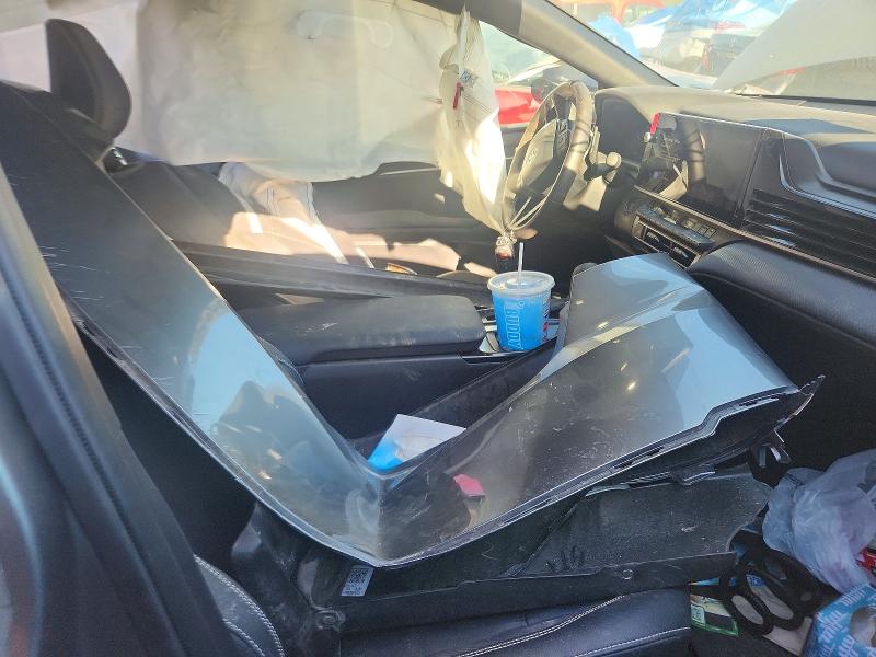 45646906 :رقم المزاد ، 4T1DBADKXSU513308 vin ، 2025 Toyota Camry مزاد بيع