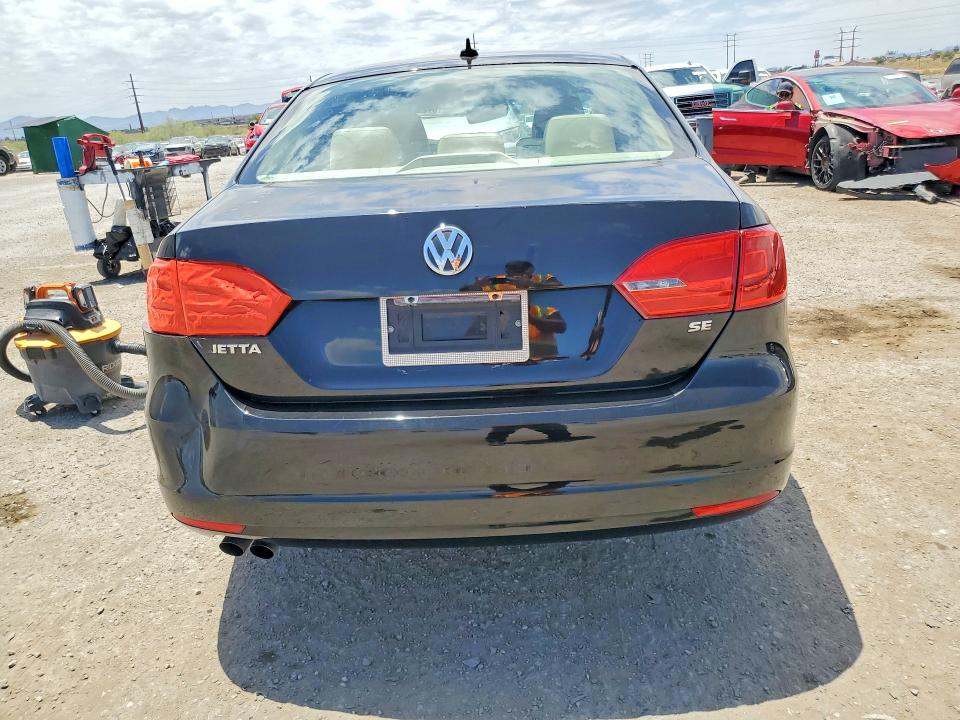 2014 Volkswagen Jetta მანქანა იყიდება აუქციონზე, vin: 3VWD17AJ6EM333013, აუქციონის ნომერი: 57226366