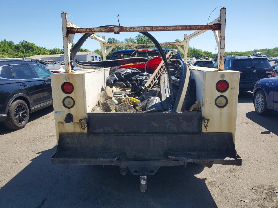 55818866 :رقم المزاد ، 1GBHC24U14E379963 vin ، 2004 Chevrolet Silverado مزاد بيع