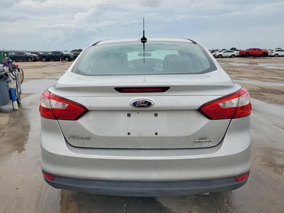 56330116 :رقم المزاد ، 1FADP3F28EL322873 vin ، 2014 Ford Focus مزاد بيع