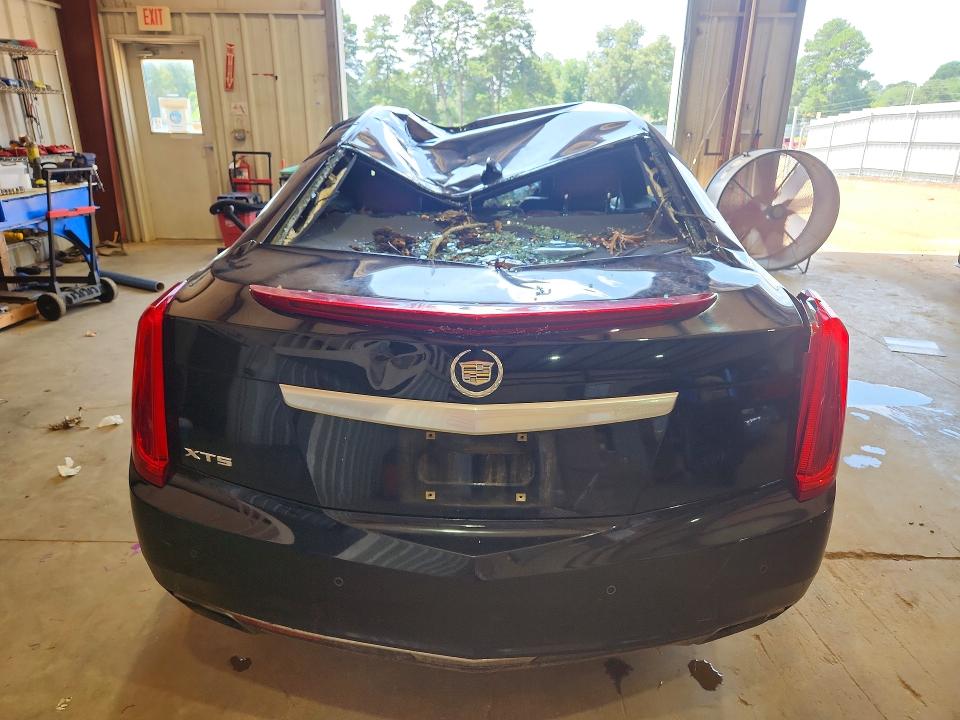 58124216 :رقم المزاد ، 2G61M5S37F9123969 vin ، 2015 Cadillac Xts مزاد بيع