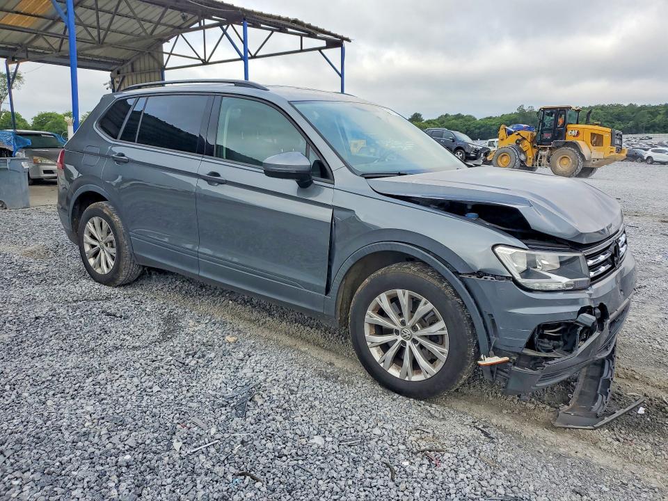2018 Volkswagen Tiguan მანქანა იყიდება აუქციონზე, vin: 3VV1B7AX9JM079476, აუქციონის ნომერი: 58319556