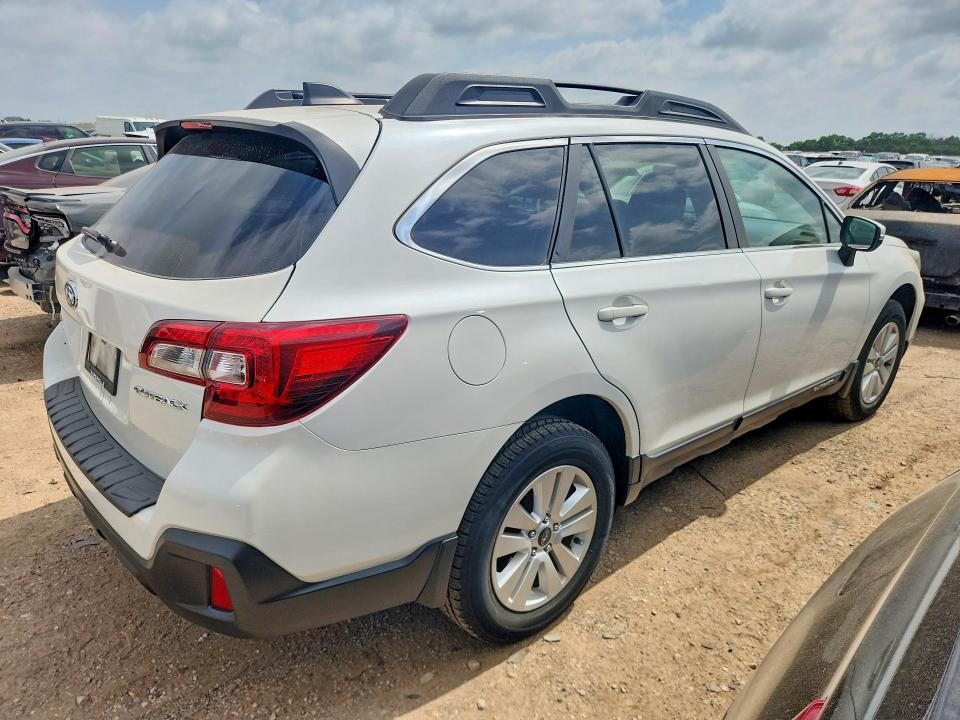 Продажа на аукционе авто 2018 Subaru Outback, vin: 4S4BSAFC2J3389780, номер лота: 58894026