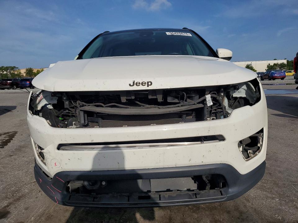 55420076 :رقم المزاد ، 3C4NJDCBXJT245206 vin ، 2018 Jeep Compass مزاد بيع